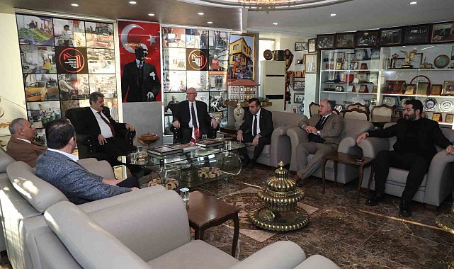 Başkan Kazım Kurt, Eskişehir Esnaf ve Sanatkârlar Odaları Birliği'ni ziyaret etti