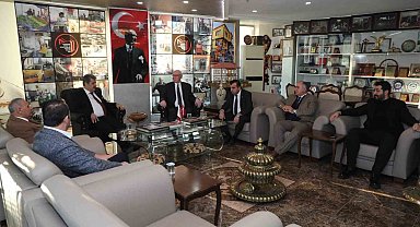 Başkan Kazım Kurt, Eskişehir Esnaf ve Sanatkârlar Odaları Birliği'ni ziyaret etti