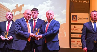 Başkan Murat Köse'ye 'Kent&Başkan' ödülü