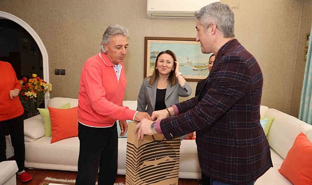 Başkan Oktay, gazi ve şehit yakınlarını unutmadı
