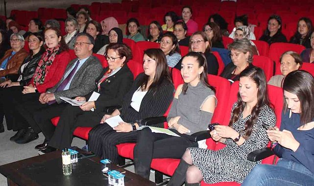 Başkan Öküzcüoğlu kadın muhtar adayları ile buluştu
