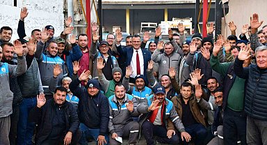 Başkan Öküzcüoğlu'ndan işçilerin yüzünü güldüren sürpriz