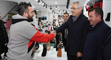Başkan Özdemir, esnafı ziyaret etti