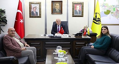 Başkan Pekmezci, Karadeniz'in en iyi il belediye başkanı seçildi