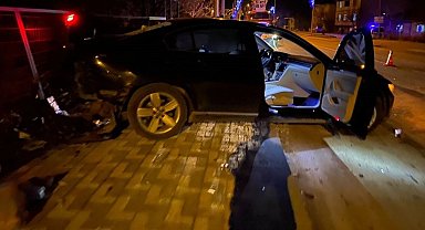 Başkanın makam araçları aynı cadde 3 yılda iki kez kazaya karıştı