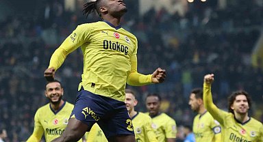 Batshuayi hat-trick yaptı, galibiyetin mimarı oldu