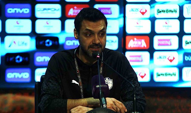 Bekir İrtegün: "Çok gol kaçıran bir takımdık, bu hafta yakaladıklarımızı attık"