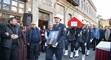 Belediye eski başkanlarından Niyazi Sürmen son yolculuğuna uğurlandı