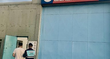 Beş ayrı suçtan aranıyordu, Bodrum'da yakalandı