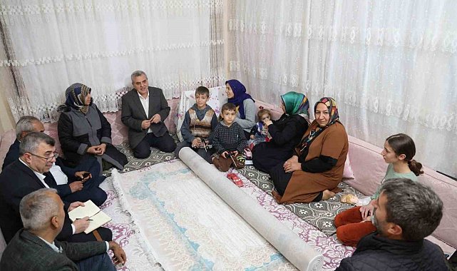 Beyazgül ev ziyaretlerini Suruç'ta sürdürdü