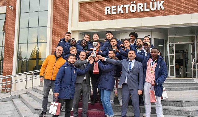 Bilecik Şeyh Edebali Üniversitesi'nden şampiyonluk