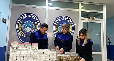 Bilecik'te kapı kapı gezip diş macunu satan 10 kişi yakalandı