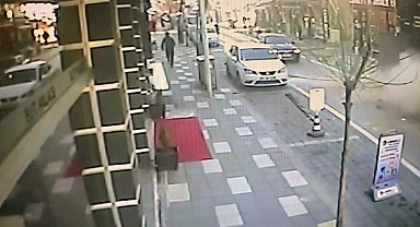 Bina yıkımı esnasında facianın eşiğinden dönüldü: O anlar kamerada
