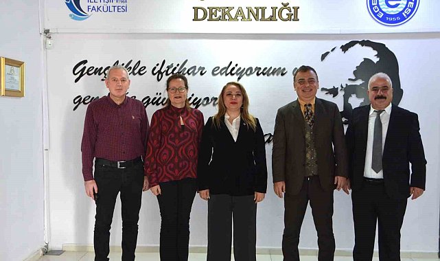 Bitkilerin Profesörü Prof. Dr. Aysun Bay Karabulut, EÜ İletişim'e konuk oldu