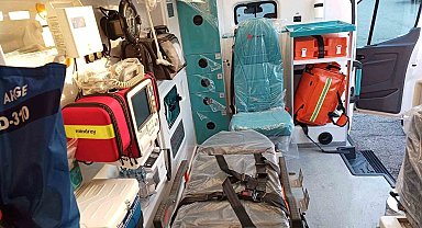 Bitlis İl Sağlık Müdürlüğü bünyesine 2 ambulans daha tahsis edildi