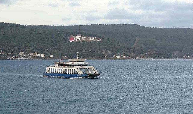 Bozcaada ve Gökçeada'ya yarınki tüm feribot seferlerine iptal edildi