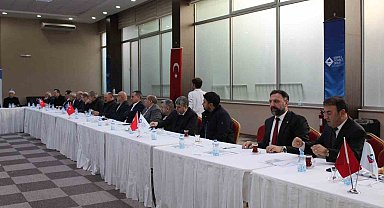 Bu okul öğrencilere erken yaşta iş imkanı sunuyor