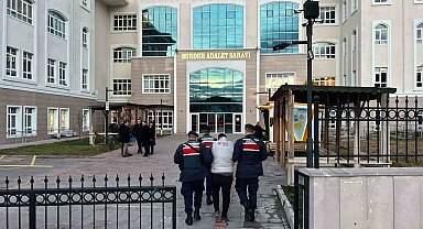 Burdur'da jandarma ekiplerinin genel asayiş çalışmalarında yakalanan 9 şahıs tutuklandı