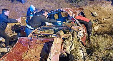 Burdur'da kontrolden çıkan otomobil takla attı: 1'i ağır 2 yaralı