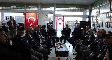 Burdur'da şehitler için Gaziler Derneği'nde lokma dağıtıldı