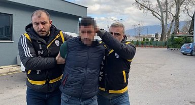 Bursa'da eşini öldürüp kaçan şüpheli, fırının deposunda saklanırken yakalandı