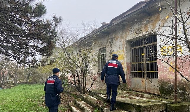 Bursa'da jandarma aranan 18 şahsı yakaladı