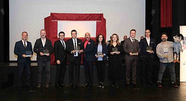 Bursa'da kukla ve gölge oyunu şöleni