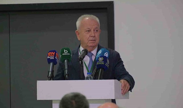 Bursaspor Divan Kurulu Başkanı Galip Sakder: "Bizleri şaşkınlık içinde bıraktırlar"