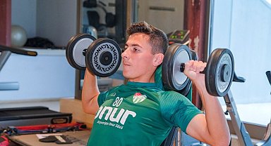 Bursaspor salonda kuvvet çalıştı