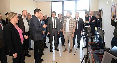 BUÜ'de teknolojik dönüşüm ile gelecek yakalanıyor