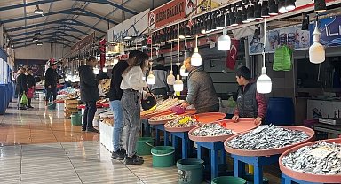 Büyük balık küçük balığı yiyemedi, hamsi bollaştı