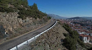 Büyükşehir'den güvenli yollar için 162 km oto korkuluk