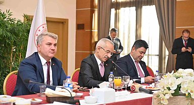 Canbey'den baş döndüren tempo