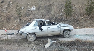 Çankırı'da takla atan otomobildeki 2 kişi yaralandı