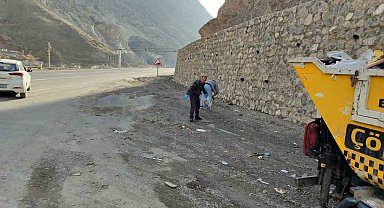 Çardaklar çöplerden arındırıldı