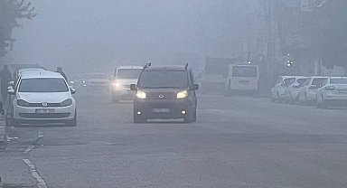 Ceylanpınar'da sis görüş mesafesini düşürdü