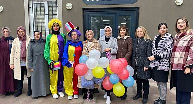 Cezaevinde kalan kadın mahkum ve çocukları için eğlence yapıldı