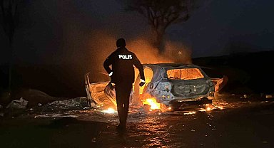 CHP Sultangazi Gençlik Kolları Yardımcısı'na yapılan saldırıda kullanılan araç ve silahlar ormanlık alanda kundaklandı