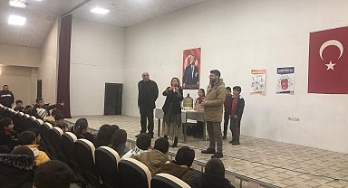Çıldır'da öğrencilere yönelik bilim ve teknik temalı gösteri düzenlendi