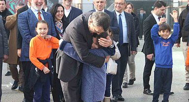 Çocuklar istedi Bakan Tekin söz verdi