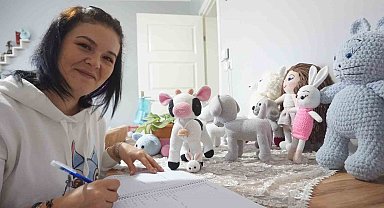 Çocukları için ördü, mesleği oldu