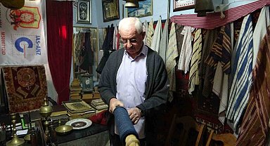 Çocukluk merakı ile oluşturduğu koleksiyon tarihe ışık tutuyor