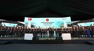 Cumhurbaşkanı Erdoğan : "Bir tanesi Manisa'da gitmiş orada gövde gösterisi yapacak"