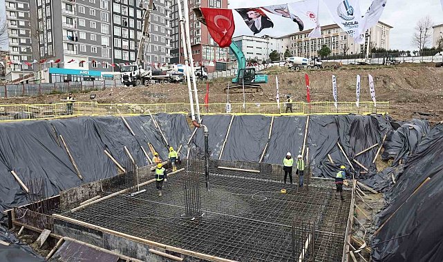 Cumhurbaşkanı Erdoğan'ın katıldığı canlı yayınla Bağcılar'da Asburçaklar Sitesi'nin temeli atıldı