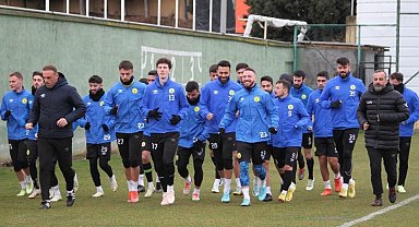 Darıca Gençlerbirliği yönetimi: "Kulübümüzü kurtarmaya yönelik tekliflere açığız"