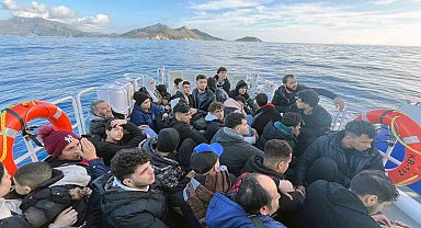 Datça'da Yunanistan'ın geri ittiği 56 düzensiz göçmen kurtarıldı