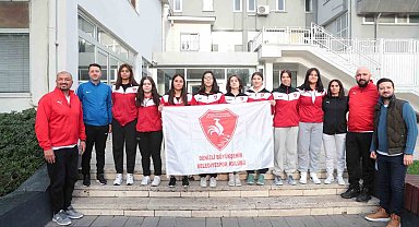 Denizli Büyükşehir Kadın Judo Takımı Avrupa'ya gitti