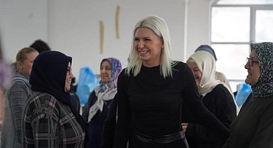 Dikiş kursunda ki kadınlara ilham oluyor