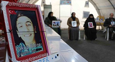 Diyarbakır anneleri yeni yıla evlat hasretiyle buruk giriyor