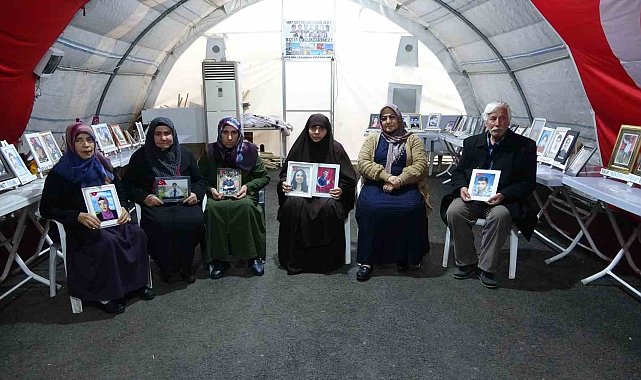 Diyarbakır annelerinden Ankara'da HDP önündeki eyleme destek